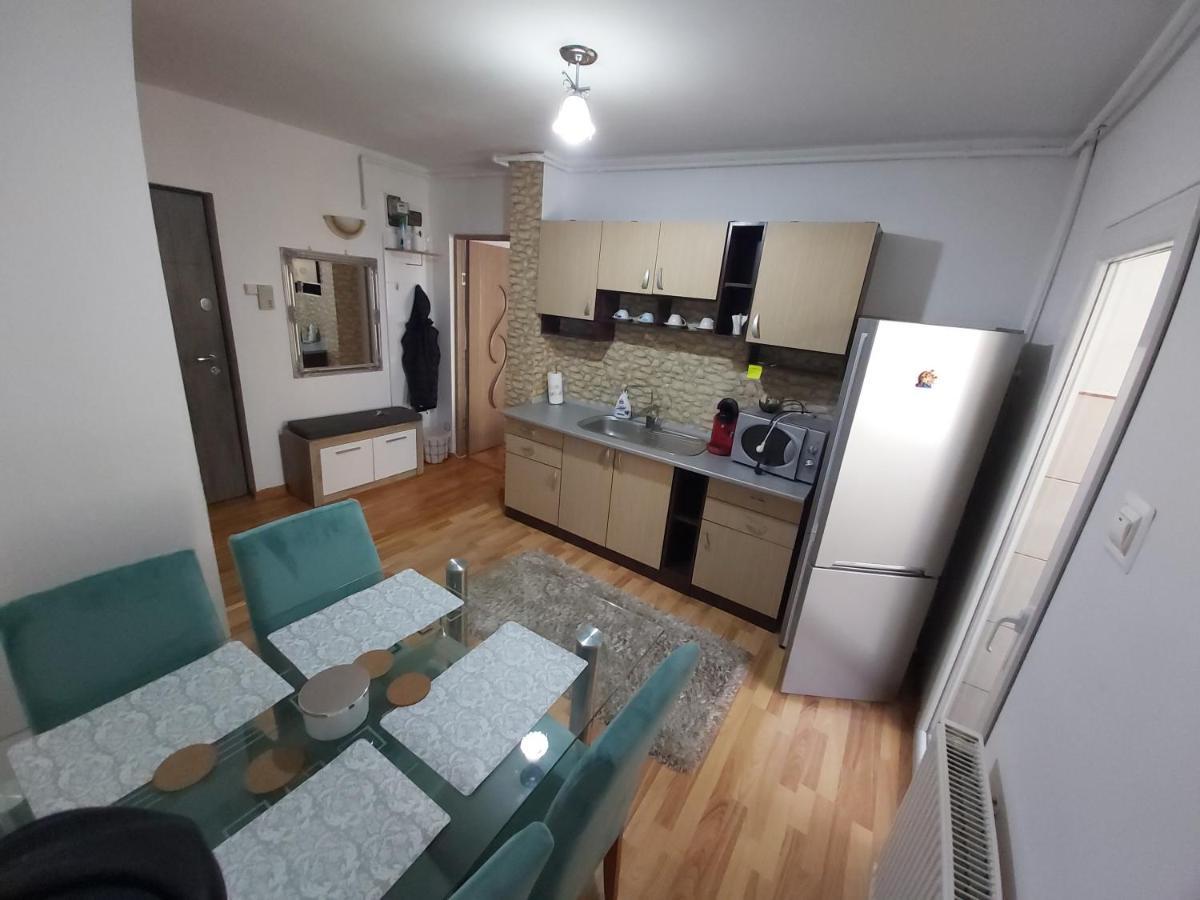 Nala House Appartement Deva Buitenkant foto